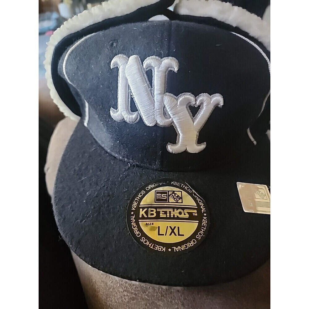 NEW KB Ethos New York‎ Yankees HAT Wool Dog Ear Trapper Cap MLB L/XL Excellent